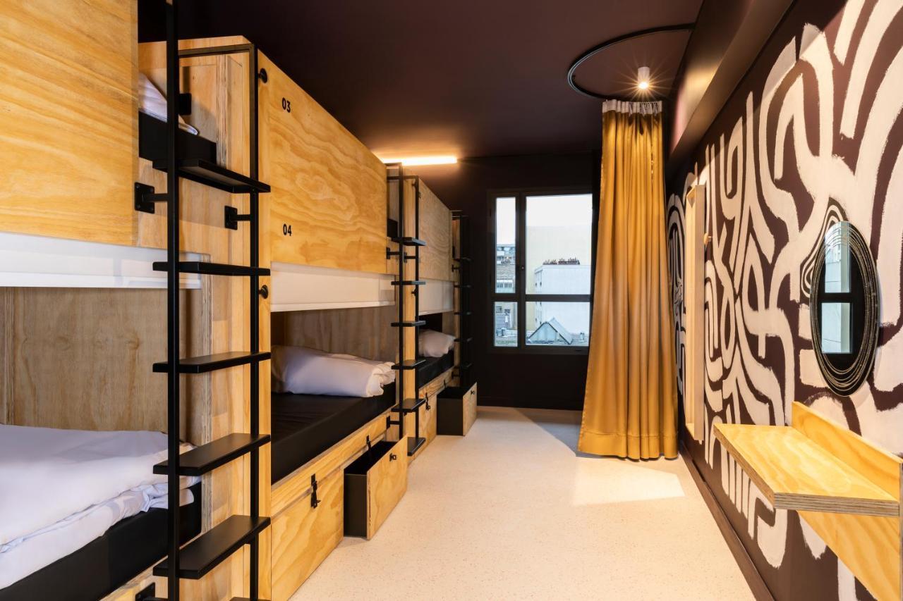 Bed 6-Bed Female Dormitory Room